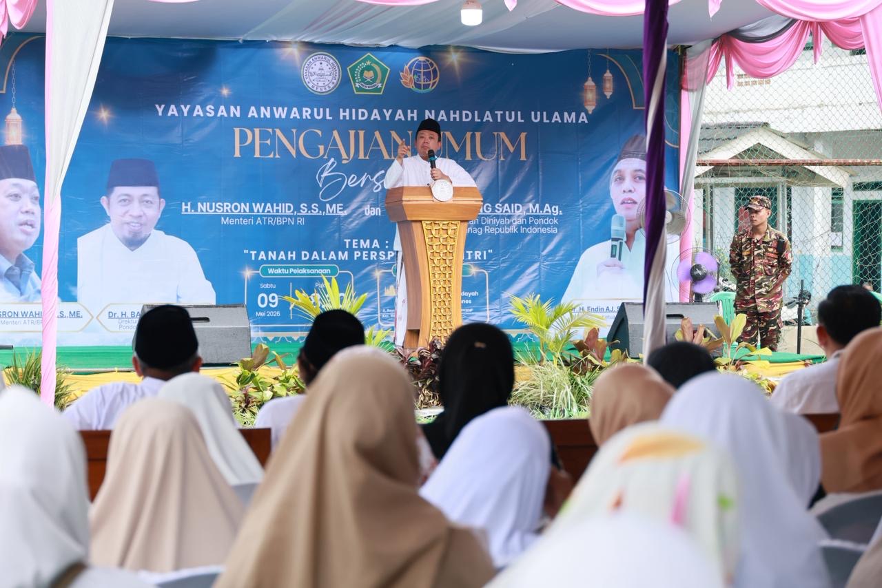 Menteri Nusron Bicara Soal Amanah Pimpinan dalam Pengajian di Pandeglang